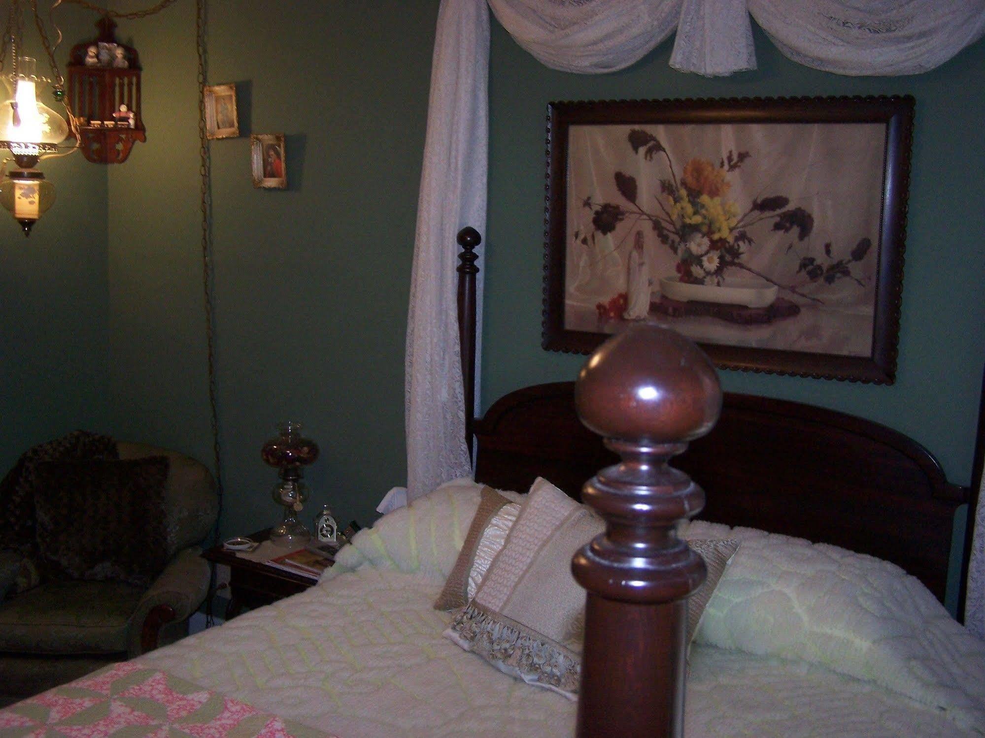 Alling House Bed And Breakfast Orange City Exterior photo